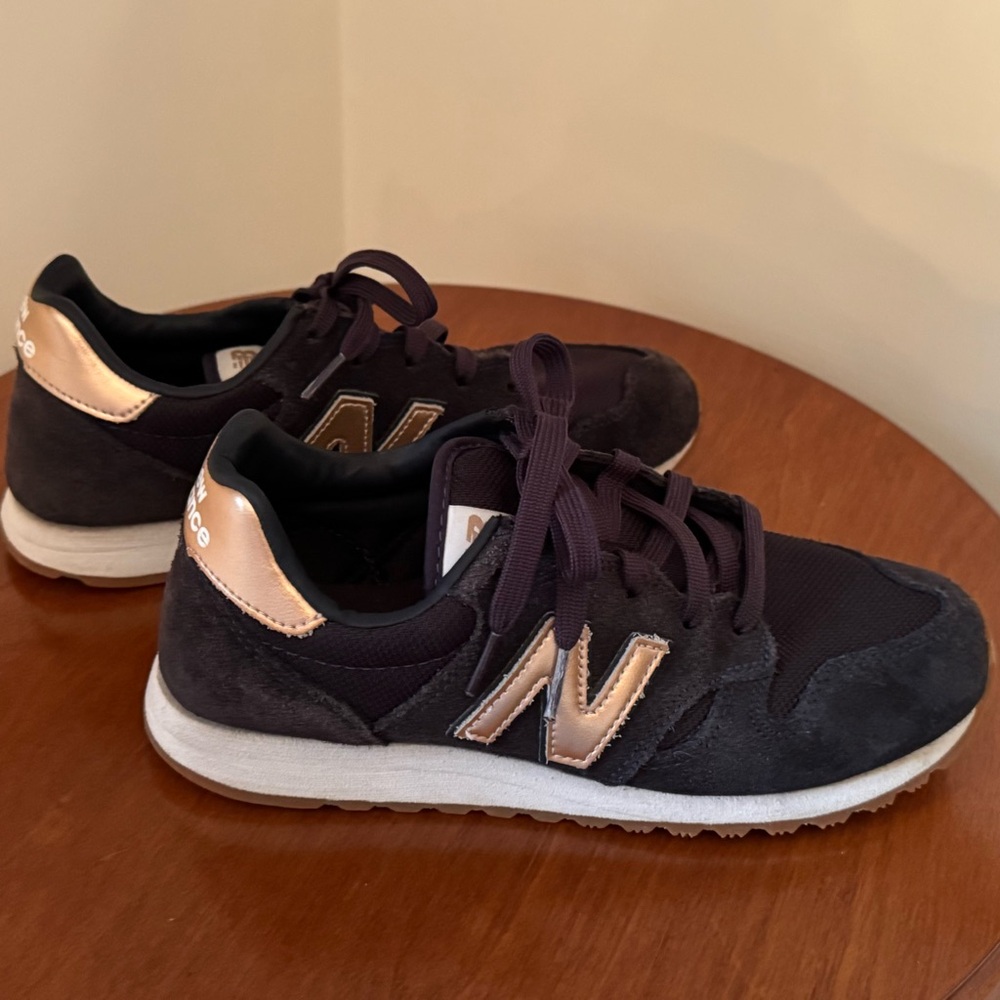 NEW BALANCE x J. Crew 520 Navy/Gold Rose Size 7